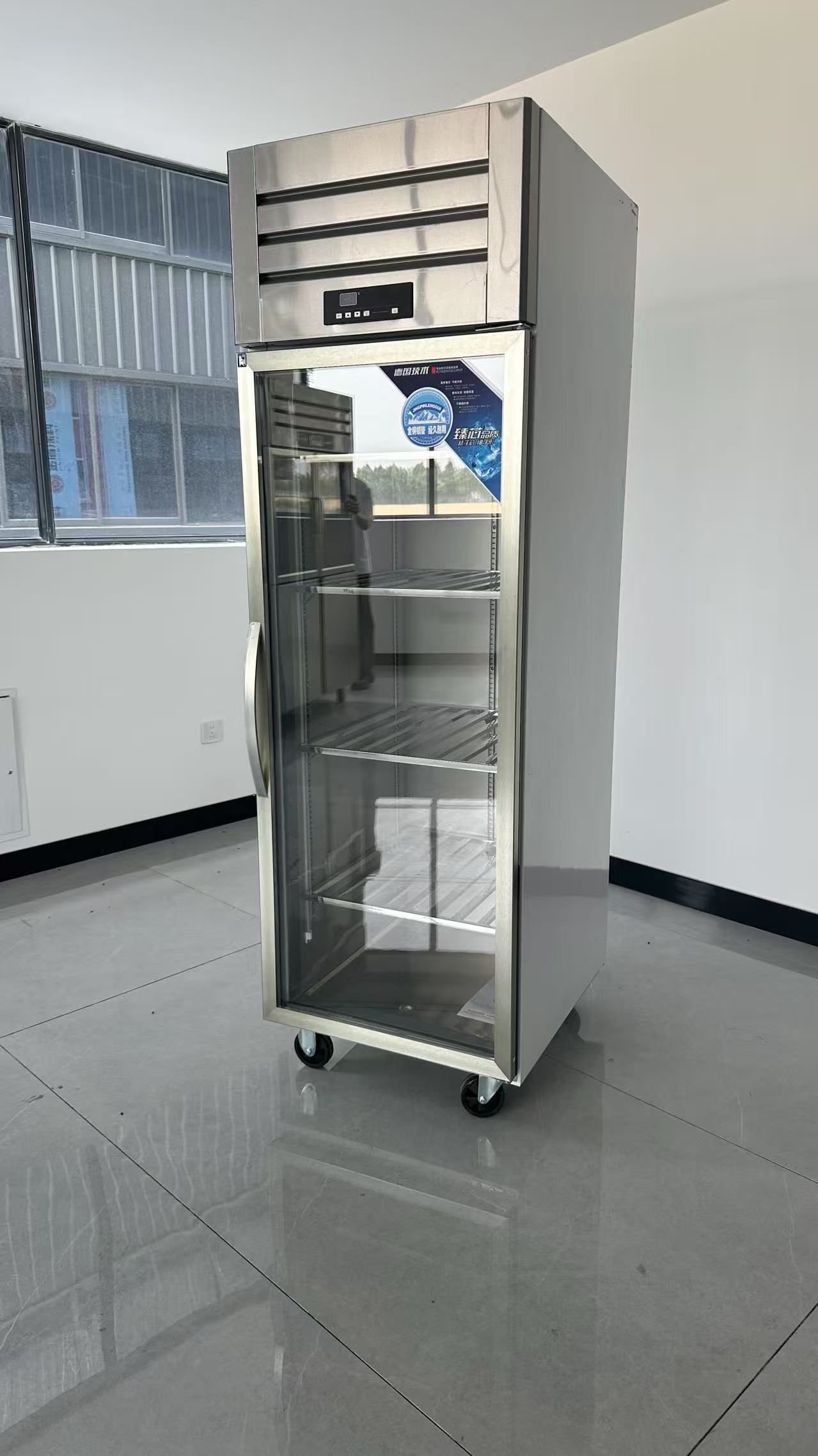 ตู้แช่แข็งสแตนเลสแบบตั้งตรง 6  - Commercial Kitchen Door บทวิจารณ์และราคา